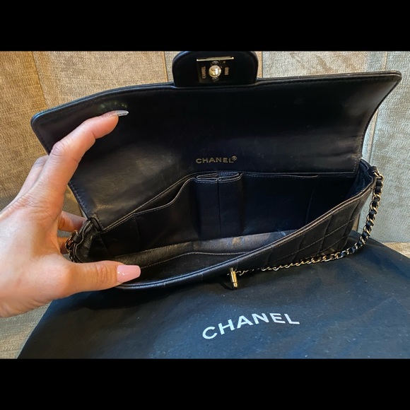 Purse - Picture 1 of 2